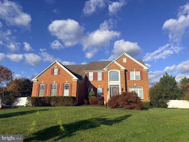 14 SCALIA Court, HAMILTON, NJ