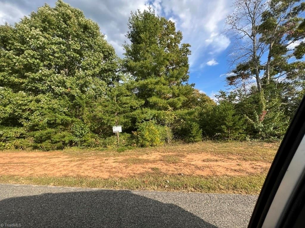 00 Westbridge Place - Land for sale in Mount Airy, NC