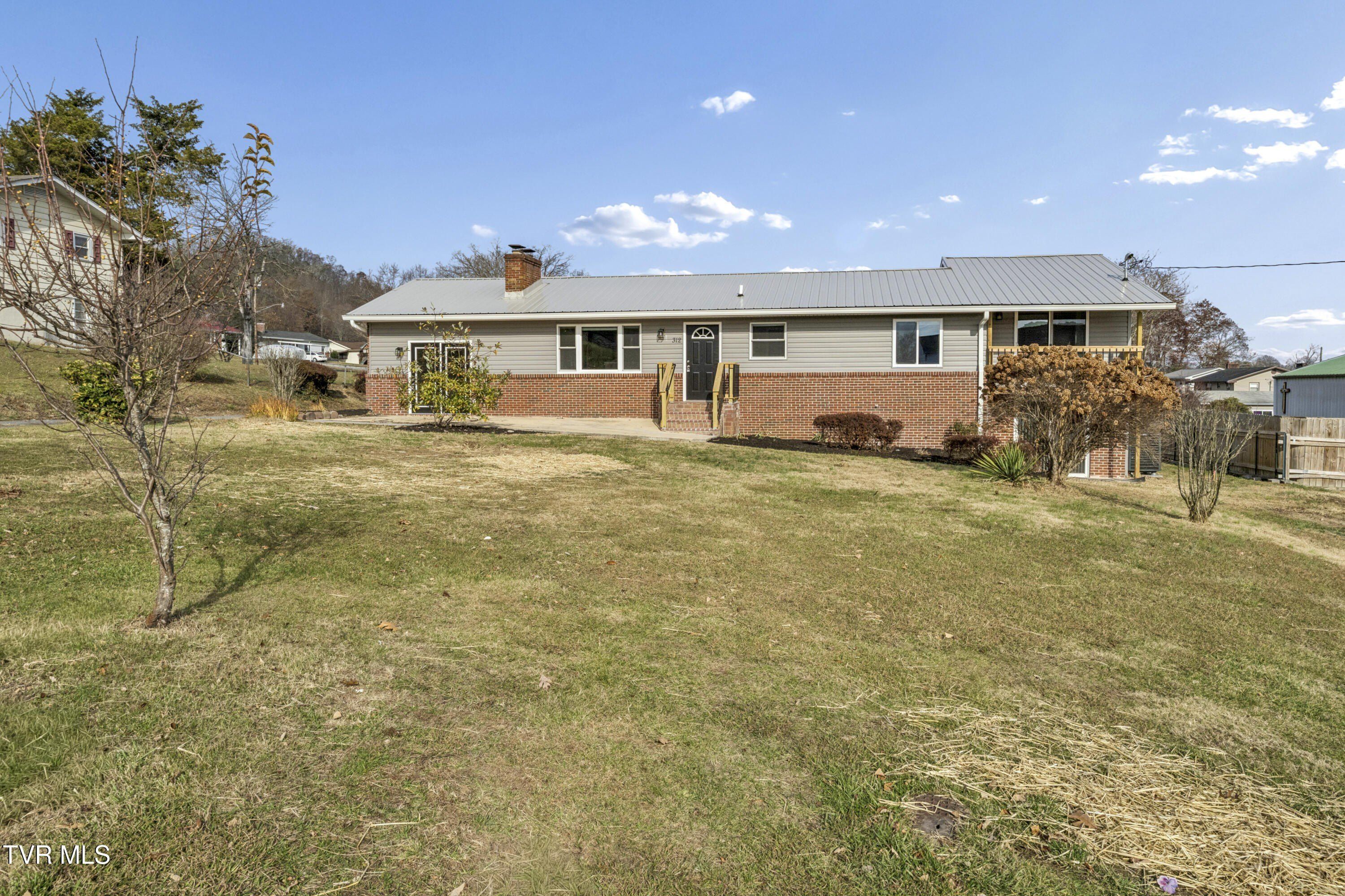 312 Sunnybrook Drive - Single Family for sale in Bristol, TN