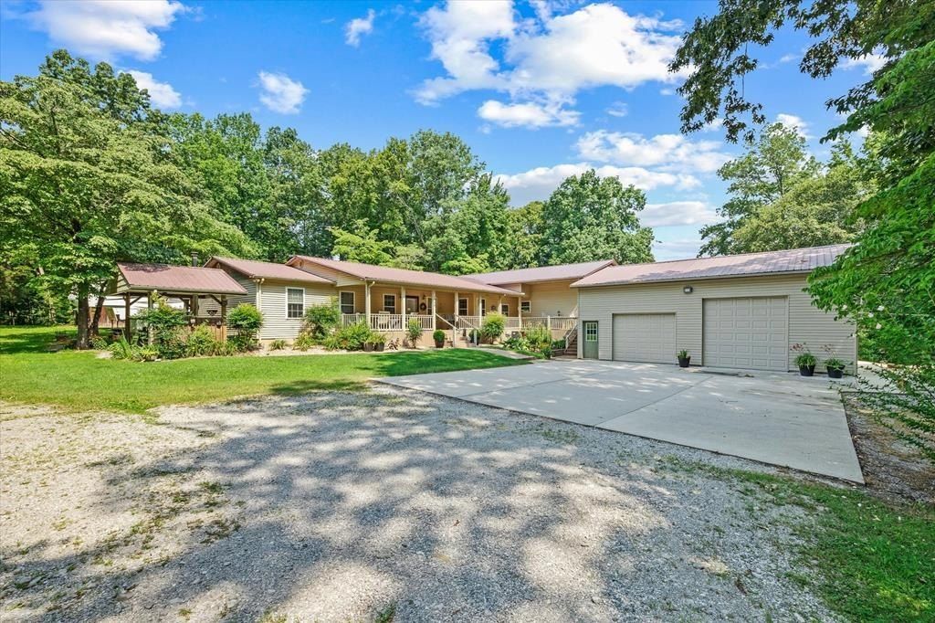 1080 Dale Hollow Estates - Home for sale in Monroe, TN