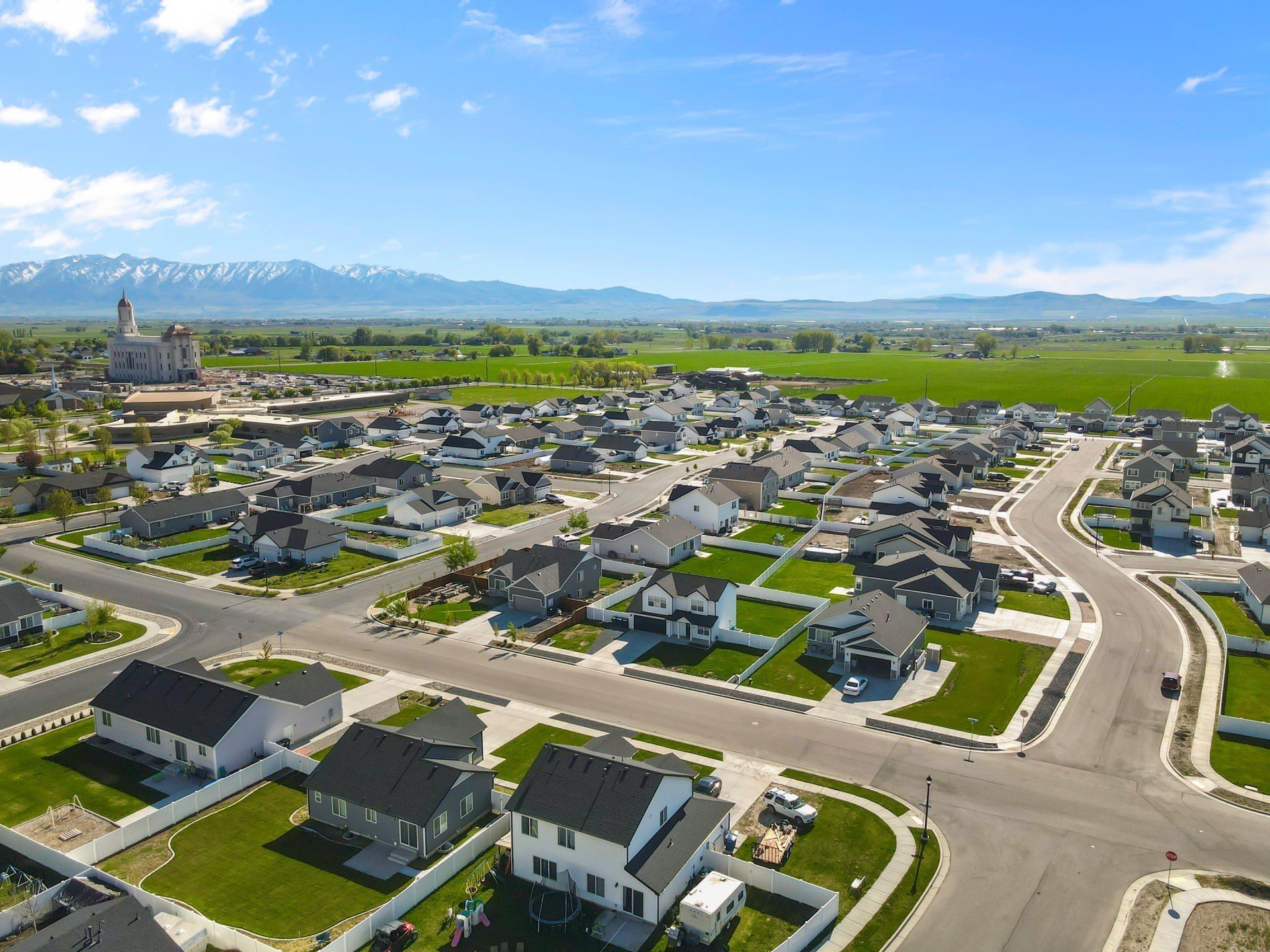 Pool Homes in Smithfield, UT