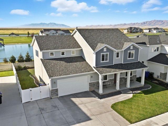 1651 W WHITE PINE Dr - Home for sale in Syracuse, UT