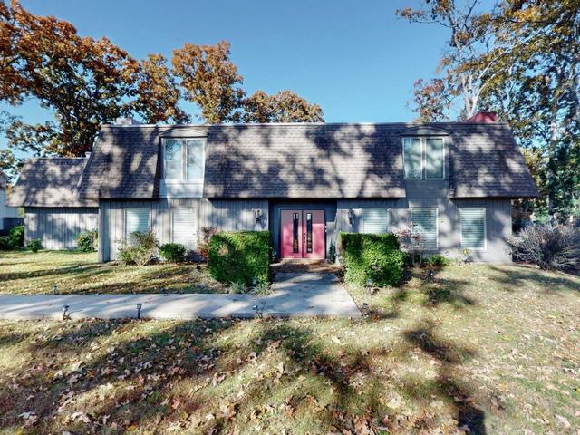 2115 Gatesborough Circle, Murray, KY