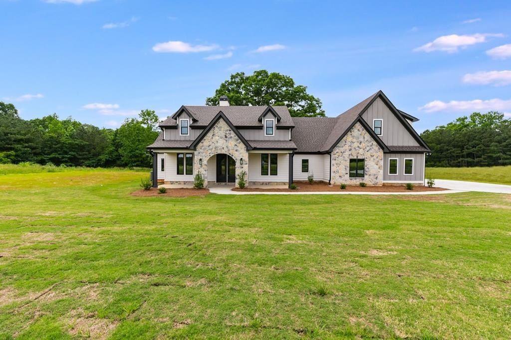 728 Lake Circle Road, Buchanan, GA